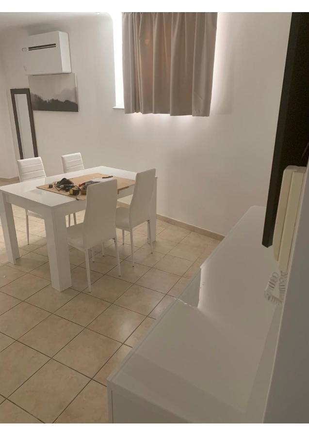 Appartamento Vacanze Breda Генуя Экстерьер фото